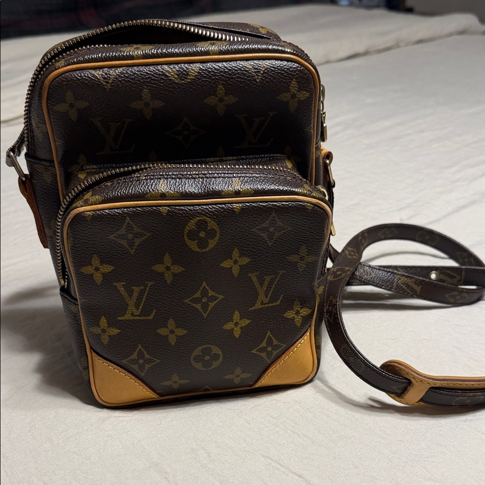 Louis Vuitton Monogram Amazon Brown crossbody Bag